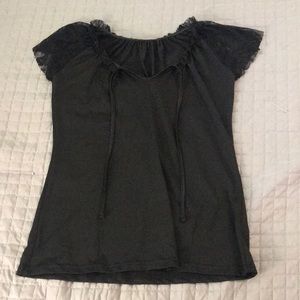 Boutique lace sleeve tie front tshirt
